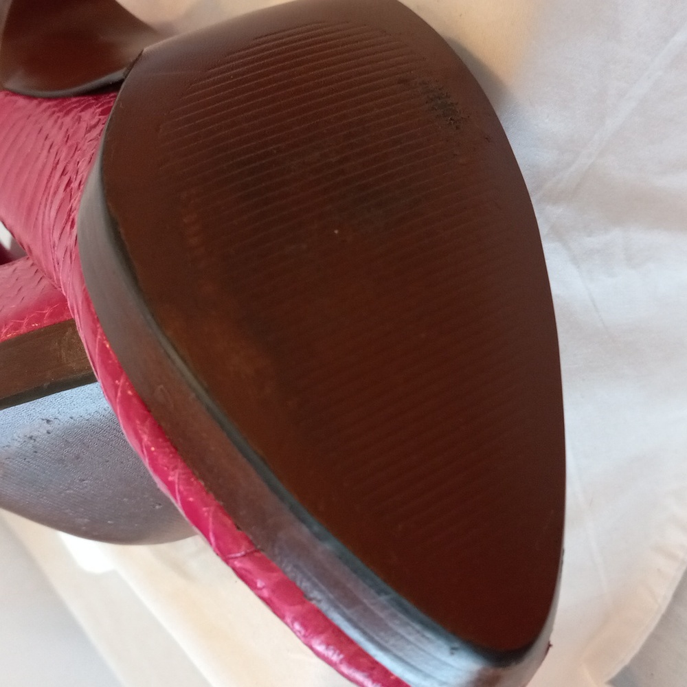Pumps - Picture 8 of 13
